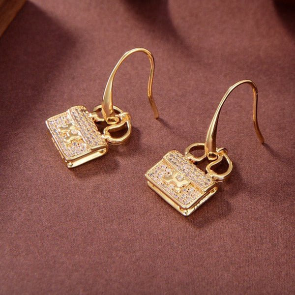 <MAGIC>KELLY DIAMOND EARRINGS